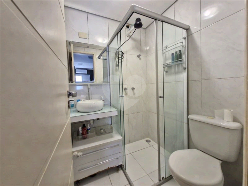 Vende-se: Casa em Condomínio Fechado no Barro Branco – 229m²