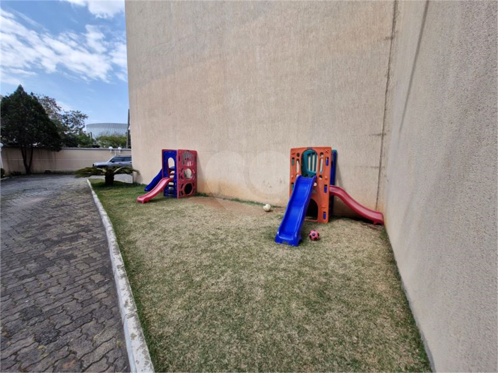 Vende-se: Casa em Condomínio Fechado no Barro Branco – 229m²