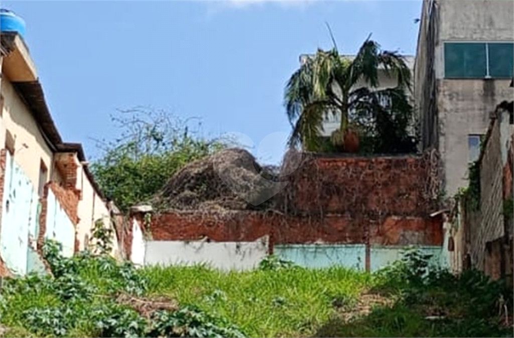 Terreno à venda na Estrada Turística do Jaraguá. Fácil acesso e visibilidade estratégica