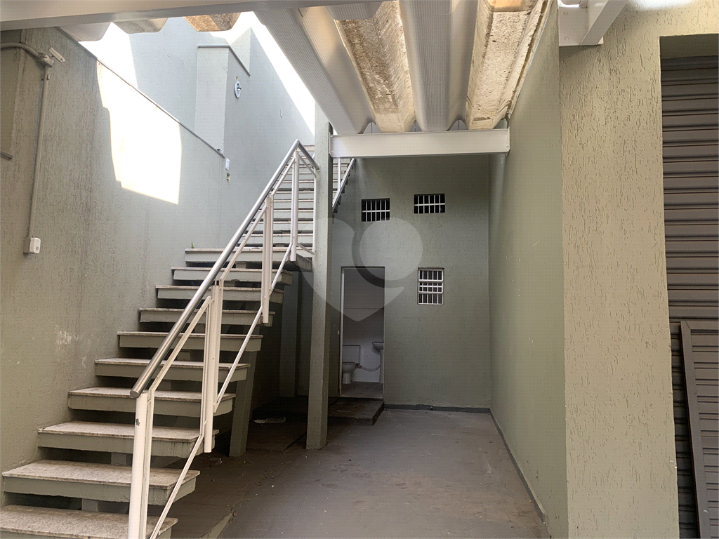 Terreno com Duas Casas – Oportunidade com Renda!