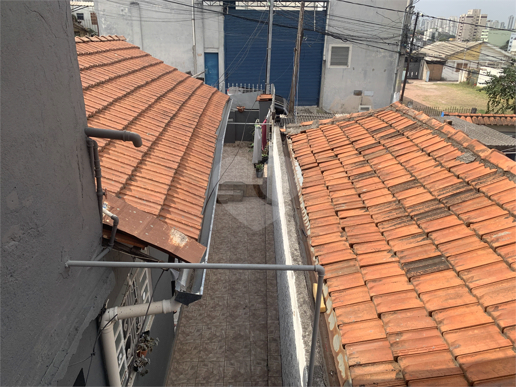 Terreno com Duas Casas – Oportunidade com Renda!