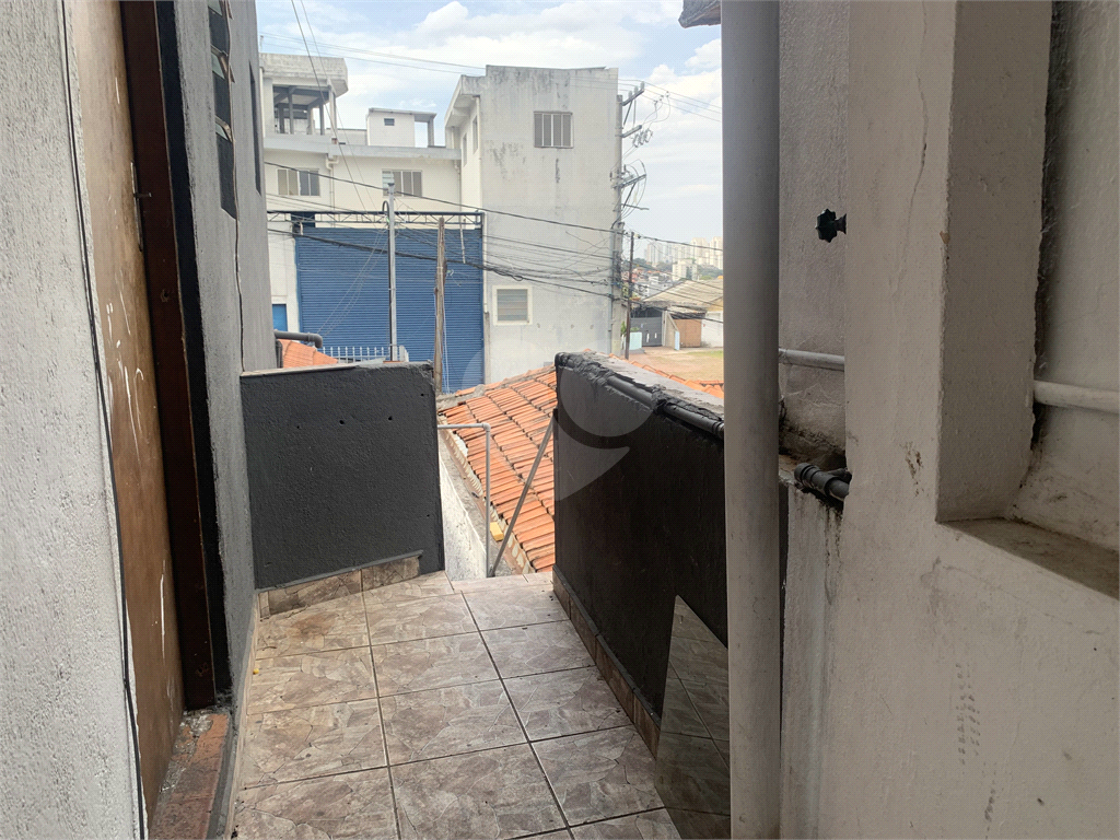 Terreno com Duas Casas – Oportunidade com Renda!