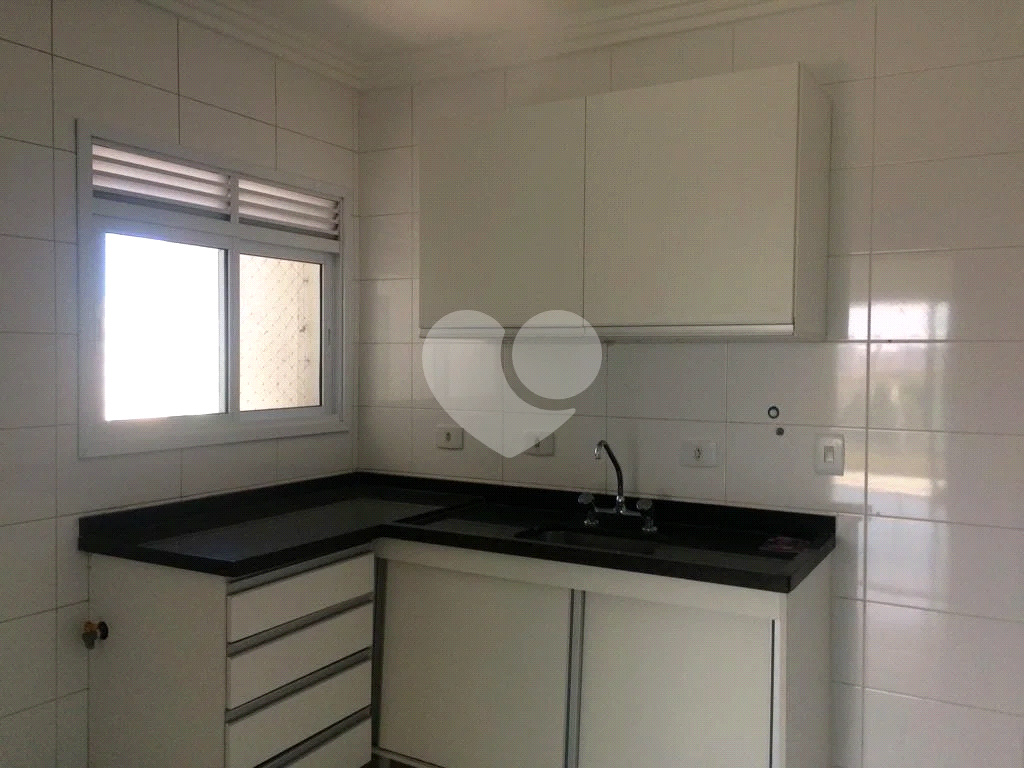Vende apartamento 3 dormitirios duas suites e varanda goumert a cinco minutos do metro santana 