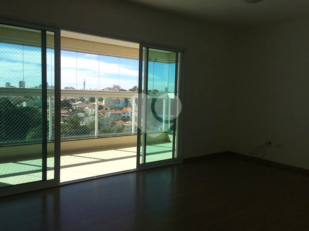 Vende apartamento 3 dormitirios duas suites e varanda goumert a cinco minutos do metro santana 