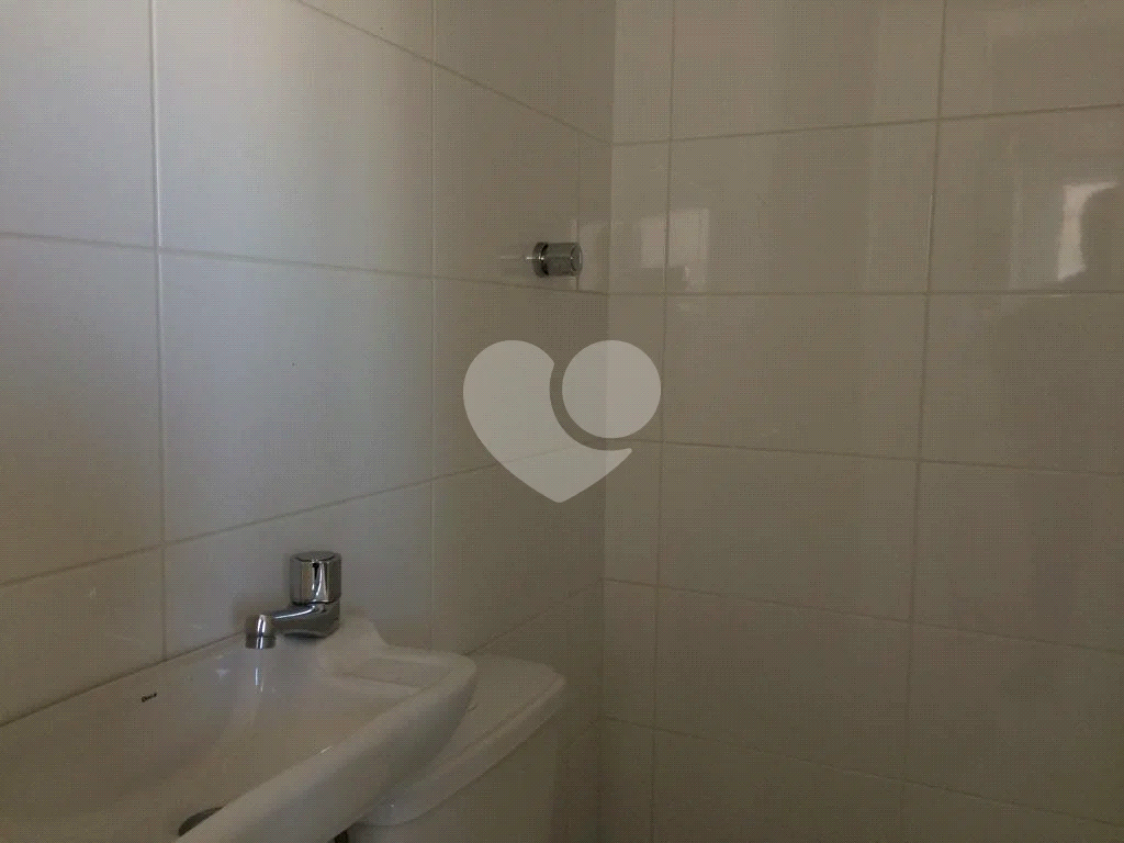 Vende apartamento 3 dormitirios duas suites e varanda goumert a cinco minutos do metro santana 
