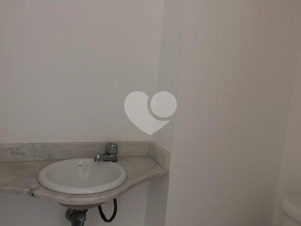 Vende apartamento 3 dormitirios duas suites e varanda goumert a cinco minutos do metro santana 