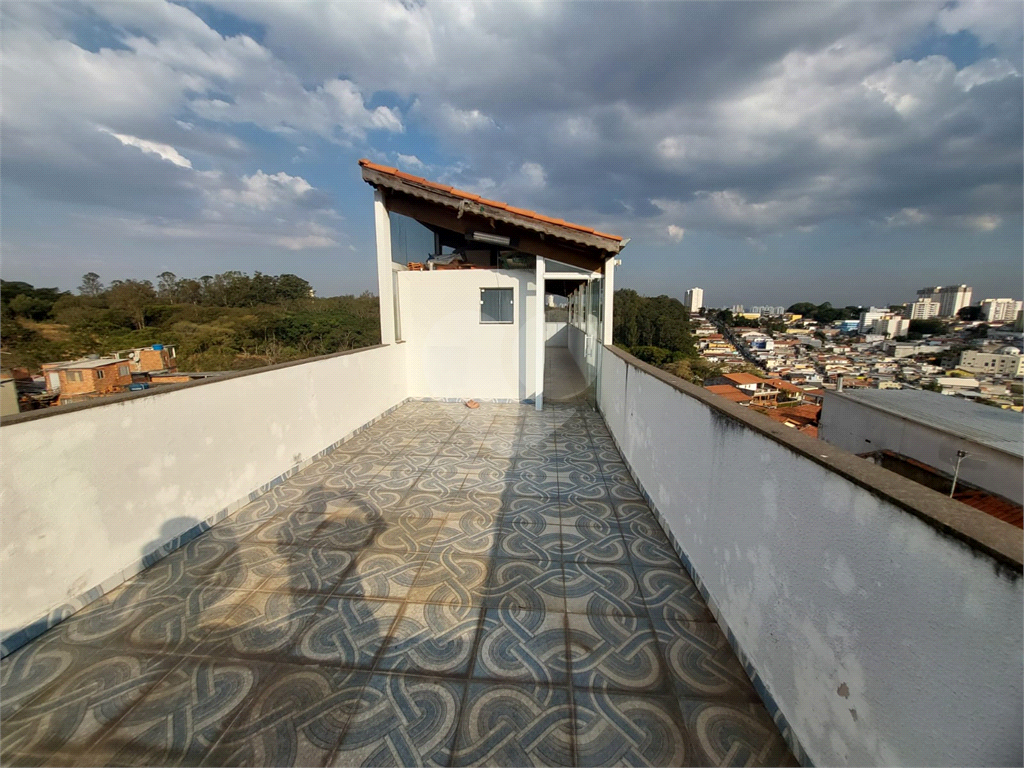 SOBRADO CONFORTÁVEL PRÓXIMO AO PARQUE HORTO FLORESTAL