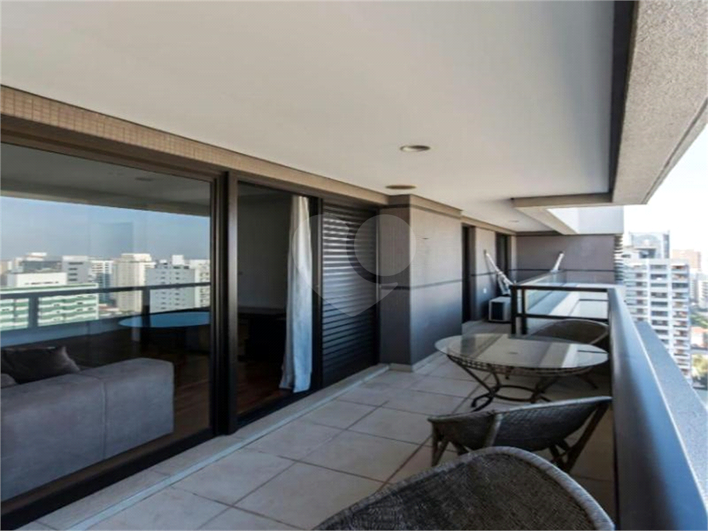 Apartamento à venda em Pinheiros 