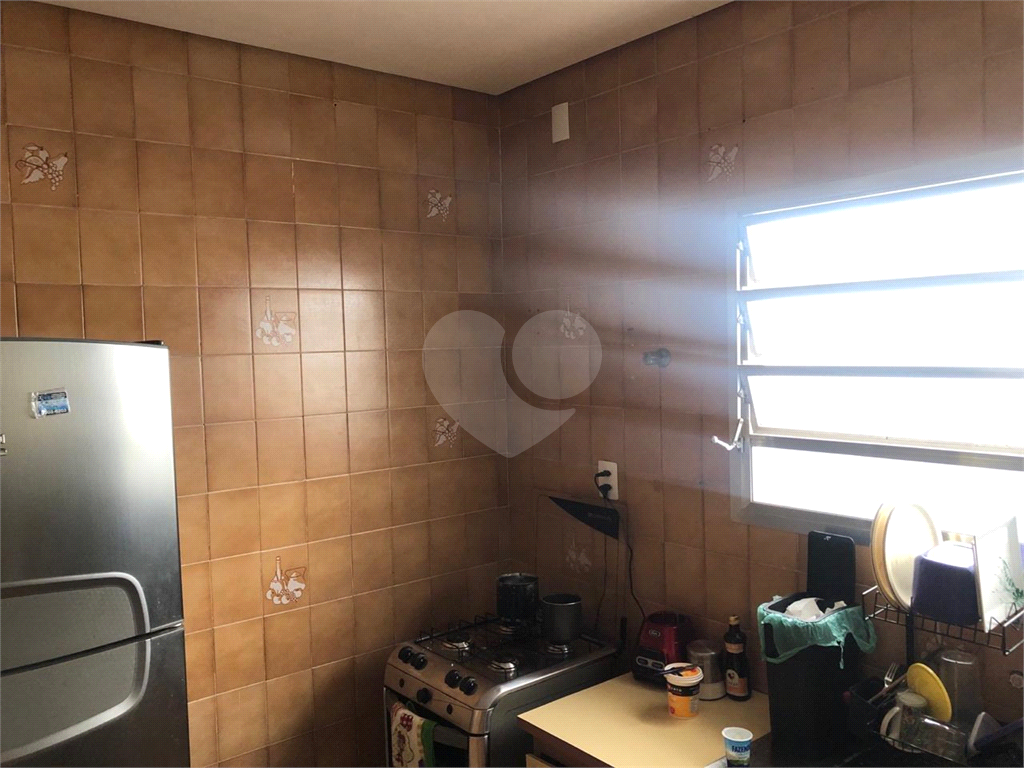 CASA TERREA PARA LOCAÇÃO COM EDICULA