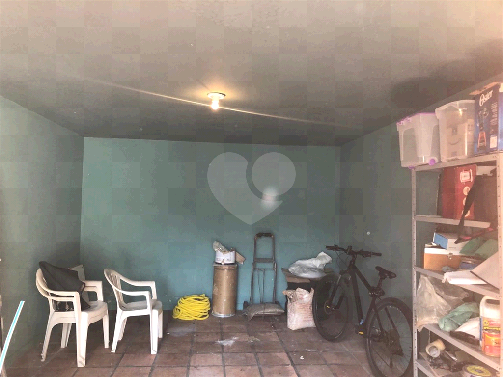 CASA TERREA PARA LOCAÇÃO COM EDICULA