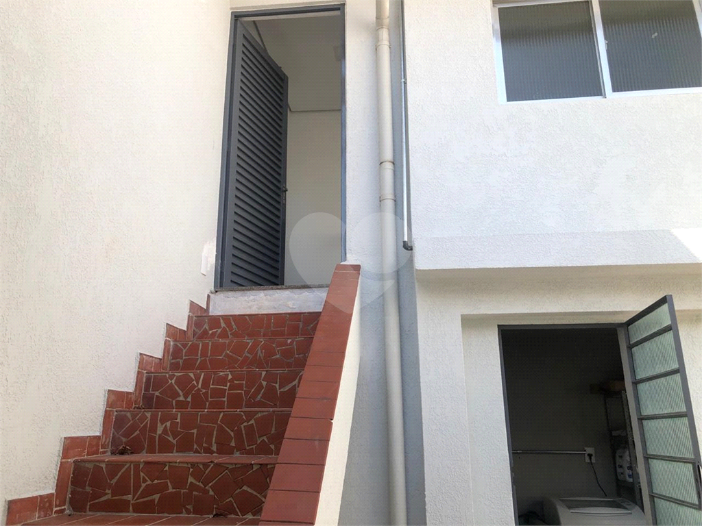 CASA TERREA PARA LOCAÇÃO COM EDICULA