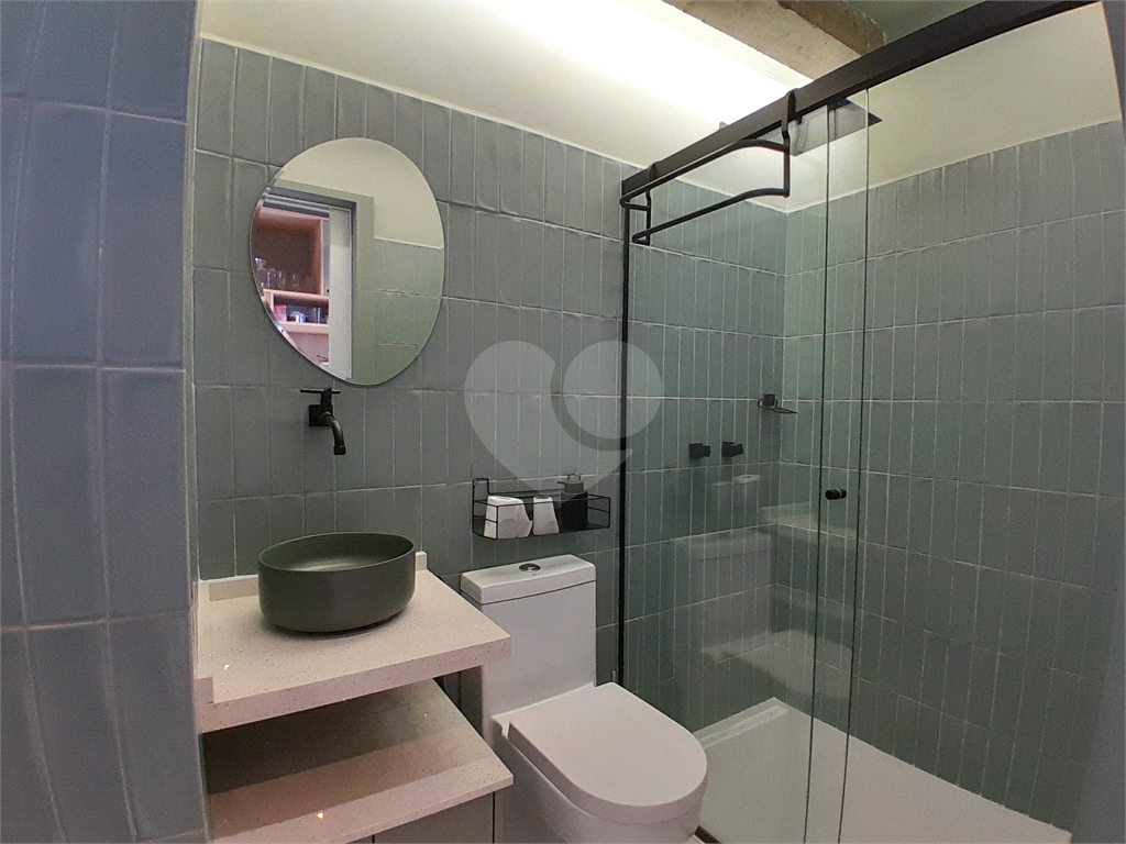 Apartamento studio com 29m² para alugar em Pinheiros