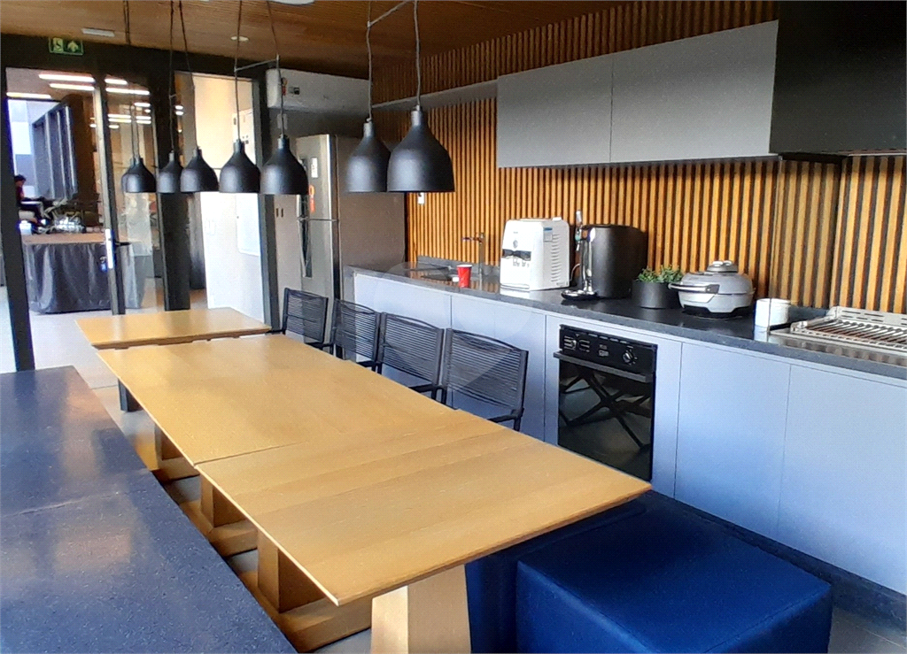 Apartamento studio com 29m² para alugar em Pinheiros