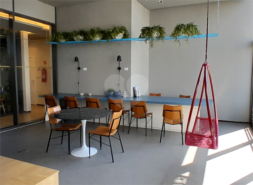 Apartamento studio com 29m² para alugar em Pinheiros