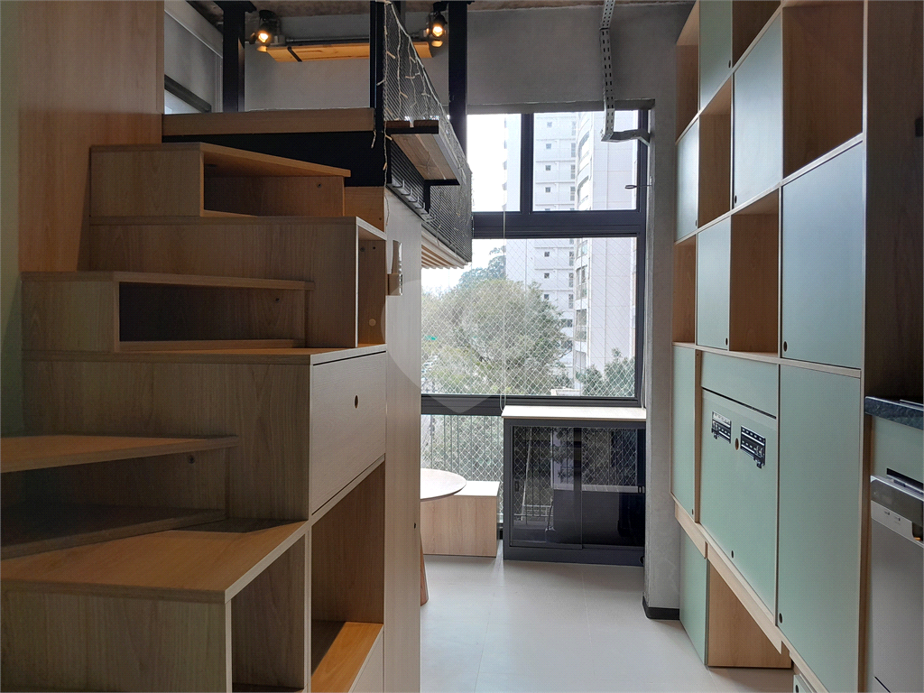 Apartamento studio com 29m² para alugar em Pinheiros