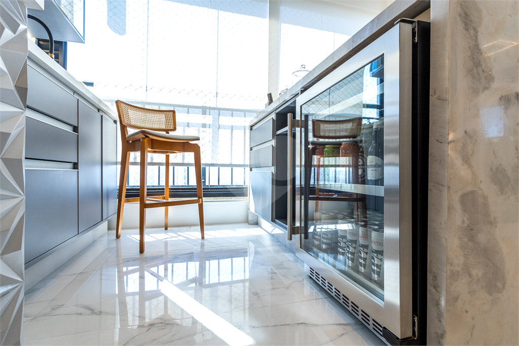 Apartamento Espetacular Cyrela em andar bem alto com Porteira Fechada