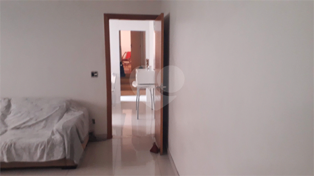 Casa, 2 quartos, 220 m² - Foto 11