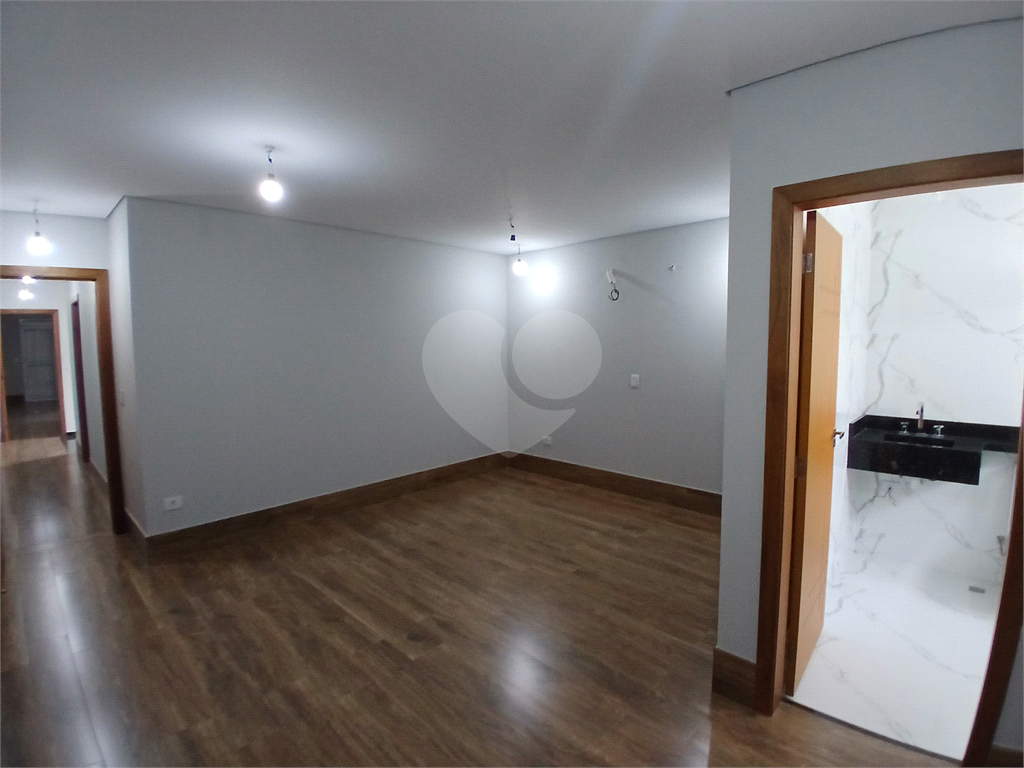 Sobrado Novo 3 suítes no Parque  São Domingos 