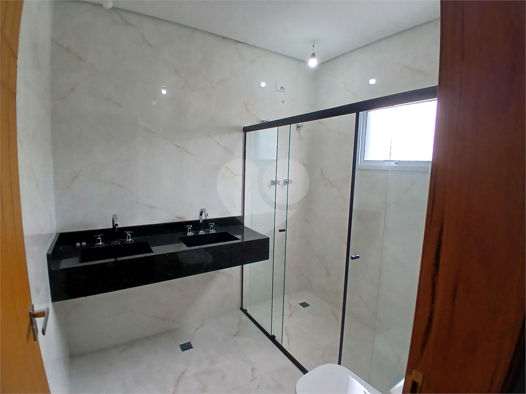 Sobrado novo 3 suítes no Parque São Domingos