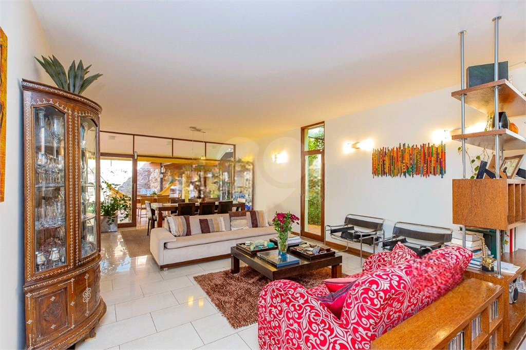 Casa Sobrado em Alto de Pinheiros
