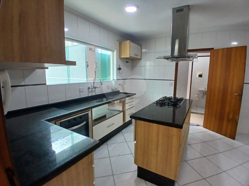 Sobrado Impecável à Venda na Vila Medeiros – Recém-Reformado e Pronto para Morar!