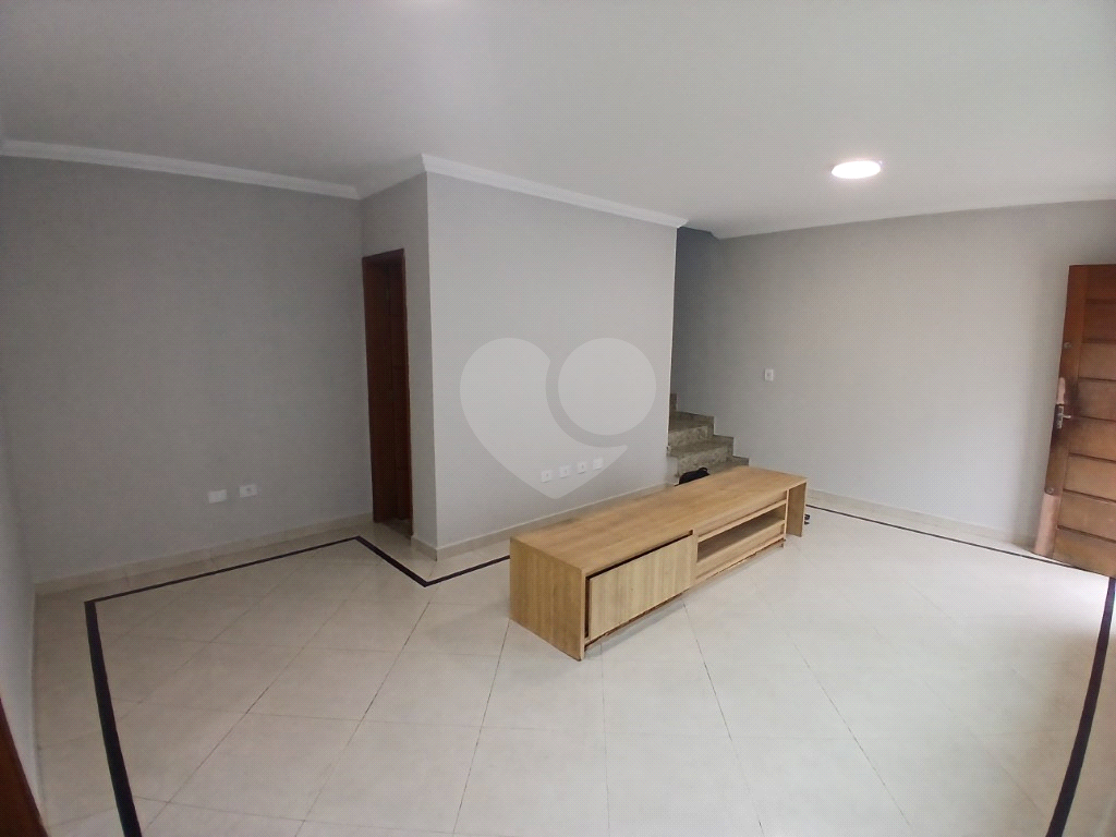 Sobrado Impecável à Venda na Vila Medeiros – Recém-Reformado e Pronto para Morar!
