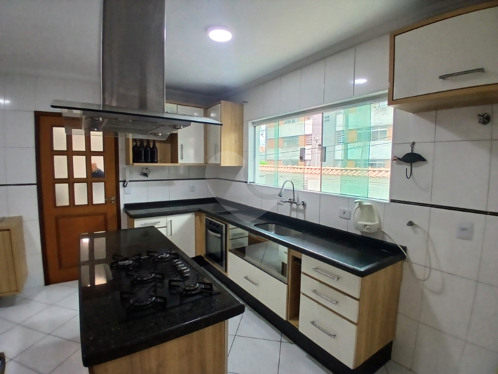 Sobrado Impecável à Venda na Vila Medeiros – Recém-Reformado e Pronto para Morar!