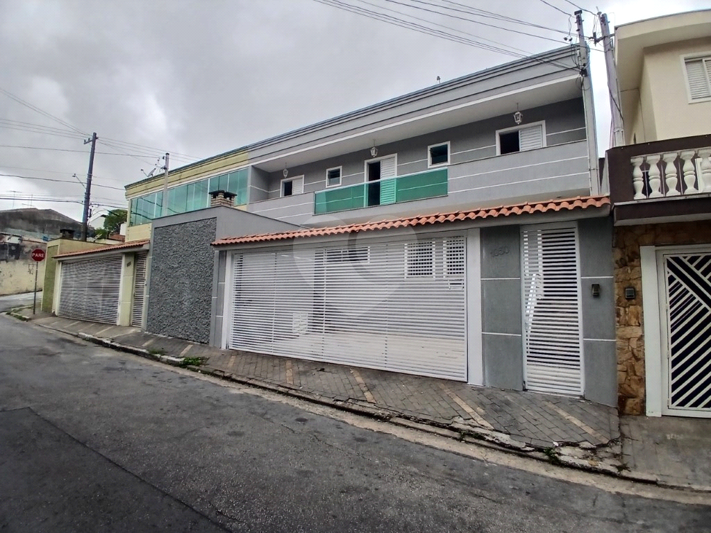 Sobrado Impecável à Venda na Vila Medeiros – Recém-Reformado e Pronto para Morar!