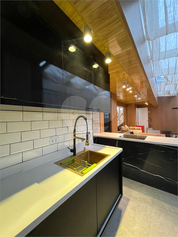 COBERTURA em SÍTIO TAMBORÉ ALPHAVILLE