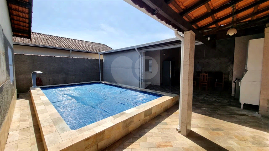 Casa à venda | 250 m² | 2 dormitórios | piscina e espaço gourmet no Jardim Imperador - Praia Grande/SP!