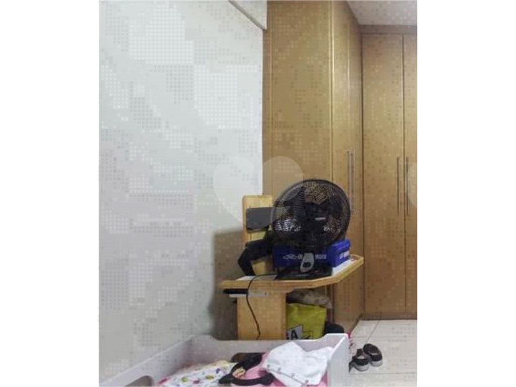 2 quartos e vaga de garagem 