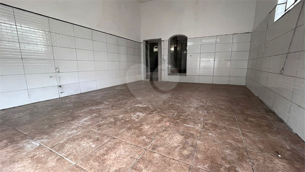 Loja para Aluguel no Tucuruvi – Localização Estratégica e Alta Visibilidade!