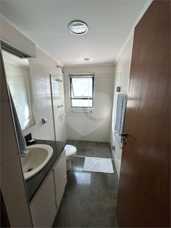 Apartamento de Alto Padrão em Perdizes com 3 Suítes