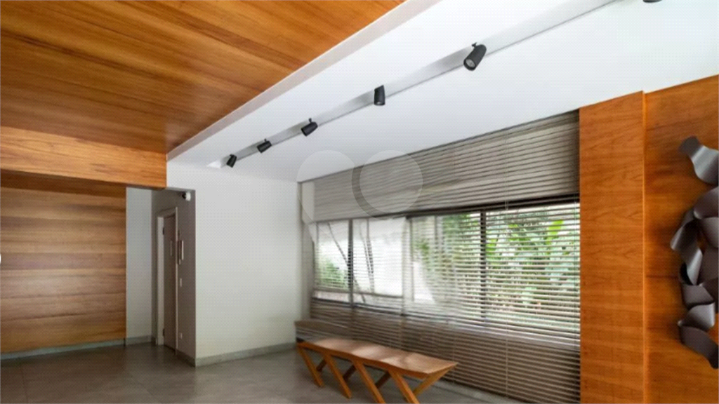 Apartamento de Alto Padrão em Perdizes com 3 Suítes