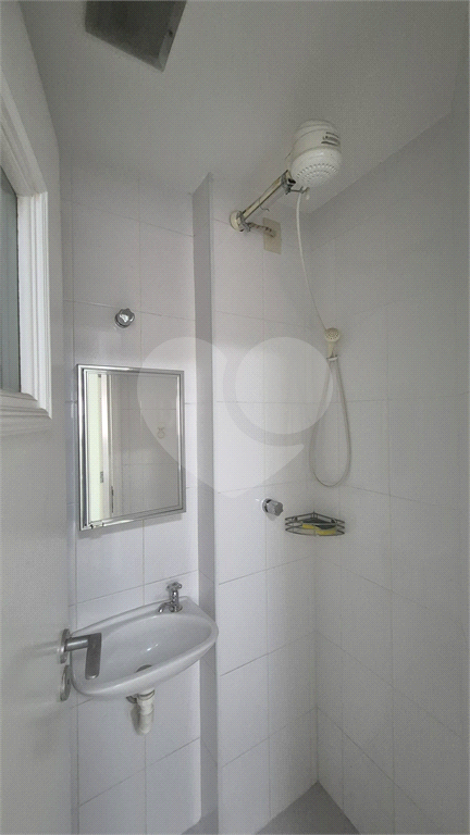 Apartamento a venda na Rua Dr. Tomas Carvalhal no bairro do Paraiso - 4 quartos sendo 3 suítes - andar alto - lazer