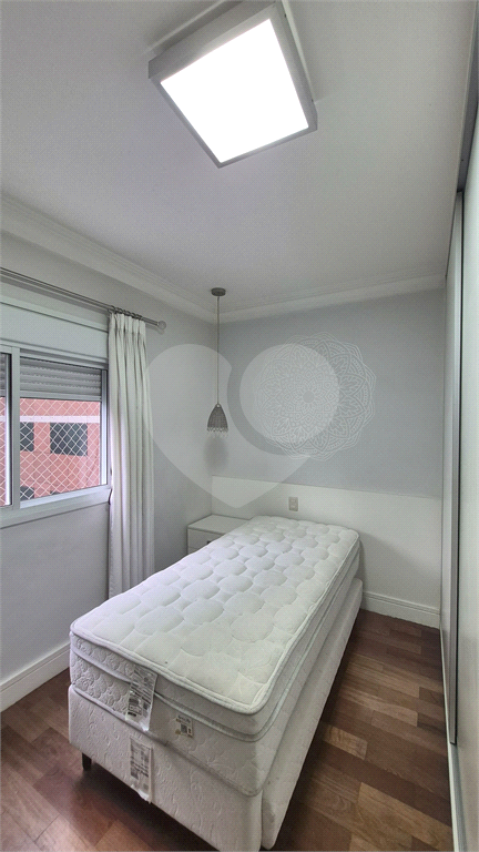 Apartamento a venda na Rua Dr. Tomas Carvalhal no bairro do Paraiso - 4 quartos sendo 3 suítes - andar alto - lazer