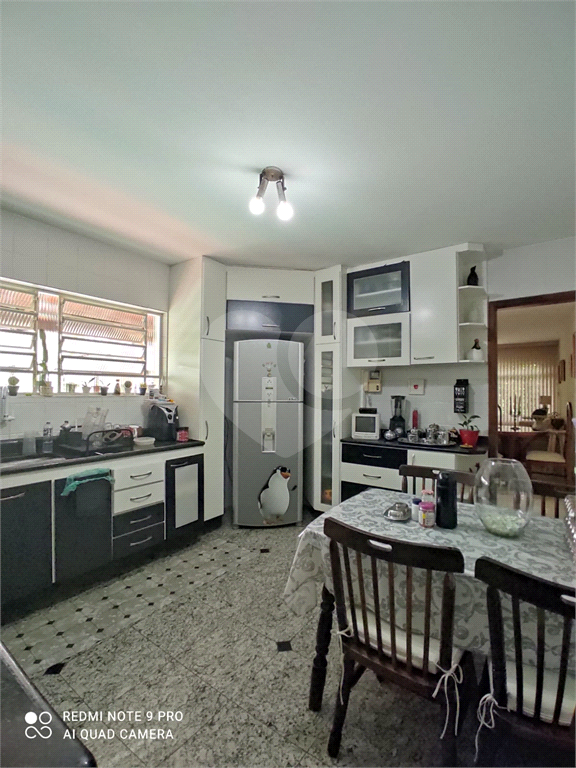 Excelente Casa Térrea com Piscina