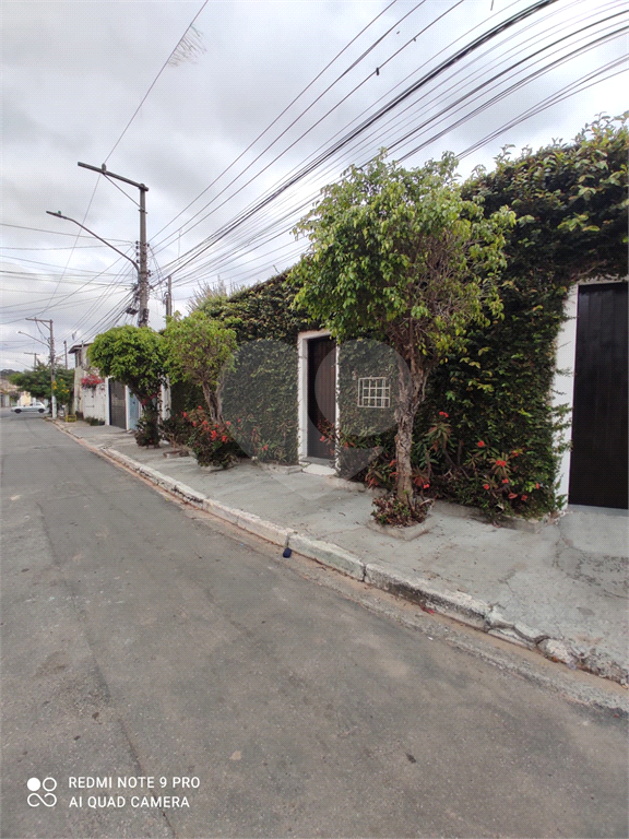 Excelente Casa Térrea com Piscina