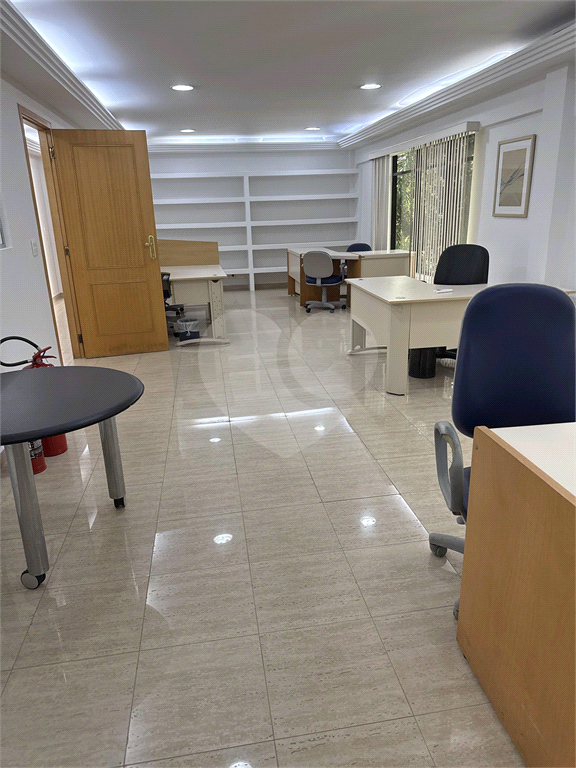 Casa comercial - Jardim América - 695 m²