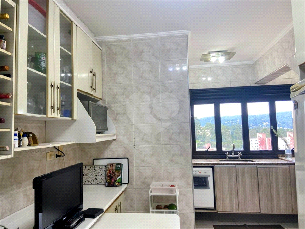 Apartamento à venda com 3 quartos, 160m² - Foto 1