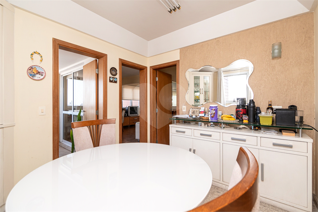 Locação apartamento 4 suítes e 4 vagas- Vista deslumbrante!