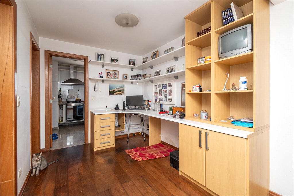 Locação apartamento 4 suítes e 4 vagas- Vista deslumbrante!