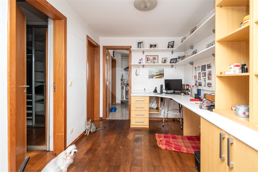 Locação apartamento 4 suítes e 4 vagas- Vista deslumbrante!