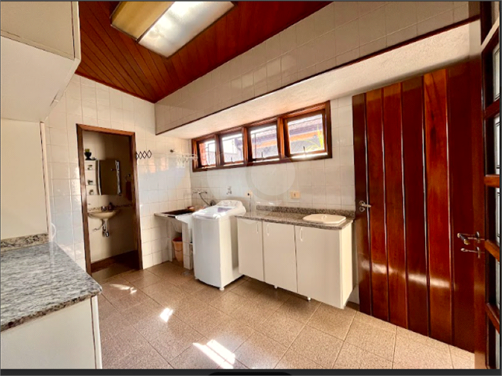 Casa na Granja Viana – Cond São Paulo II, Cotia - 4 dorm ( 3 suítes, incluindo a master com closet) - 6 vagas - piscina - espaço gourmet