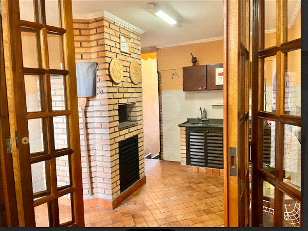 Casa na Granja Viana – Cond São Paulo II, Cotia - 4 dorm ( 3 suítes, incluindo a master com closet) - 6 vagas - piscina - espaço gourmet