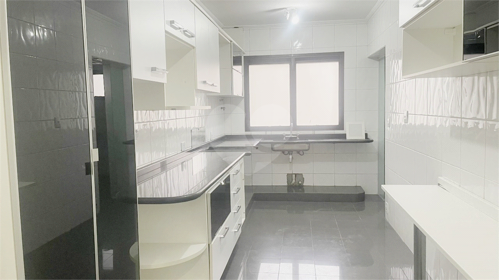 15 minutos Metrô Santana. 