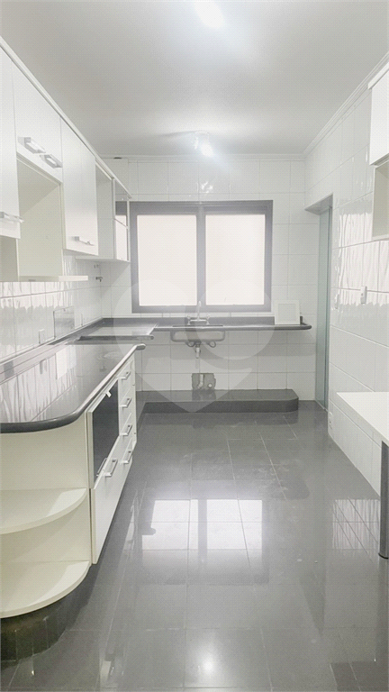 15 minutos Metrô Santana. 