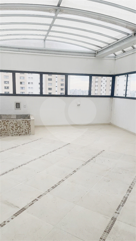 15 minutos Metrô Santana. 