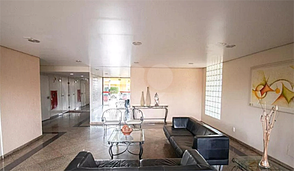 15 minutos Metrô Santana. 