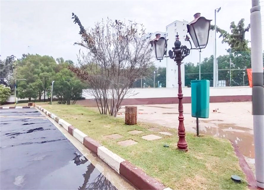 APARTAMENTO em SANTANA